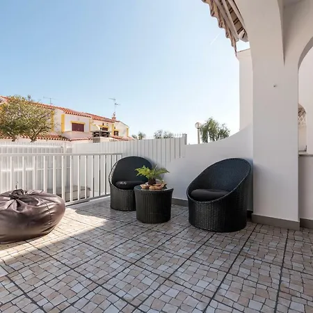 Beach Apartment In Altura Altura